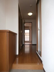 アベニュー屋形の物件内観写真